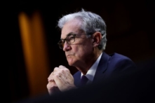 Cục Dự trữ Liên bang cấm các quan chức hàng đầu mua cổ phiếu riêng lẻ, hạn chế giao dịch