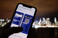 Hoa Kỳ: Los Angeles thông qua một trong những quy định chích ngừa COVID-19 hà khắc nhất