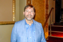 Một bác sĩ chia sẻ, ‘Shen Yun thật phi thường’