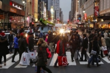 Lạm phát buộc gần 12% người Mỹ từ bỏ quà tặng Giáng sinh