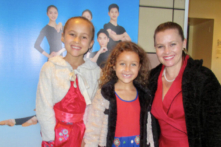 Nữ diễn viên choáng ngợp trước vẻ đẹp lộng lẫy của Shen Yun 