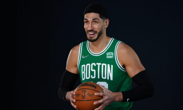 Đài Loan cảm ơn cầu thủ NBA Enes Kanter vì đã ủng hộ nền dân chủ của họ