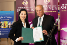 Thị trưởng thành phố Worcester nồng nhiệt chào đón Shen Yun – nhiều nghệ sĩ cho rằng ‘chúng ta nên chiểu theo những giá trị truyền thống cao quý’