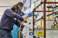 Đại dịch tác động đặc biệt nghiêm trọng đến thị trường lao động California