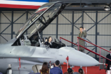 Đài Loan khai triển chiến đấu cơ tân tiến F-16V trước đe dọa của Trung Quốc