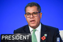 Thỏa thuận khí hậu toàn cầu đã đạt được sau khi Trung Quốc, Ấn Độ thúc đẩy làm dịu bớt ngôn từ về than