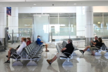 Úc hoãn mở biên giới quốc tế vì biến thể mới của virus Trung Cộng