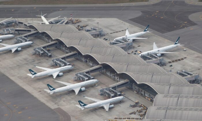 Hồng Kông: Quy định COVID-19 gây áp lực tinh thần cho phi công hãng Cathay Pacific