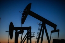 Việc TT Biden sử dụng dự trữ dầu lửa có thể kích hoạt cuộc chiến với OPEC, mà không giúp được người tiêu dùng