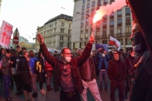 Các cuộc biểu tình nổ ra khắp Âu Châu nhằm phản đối phong tỏa, lệnh bắt buộc chích ngừa