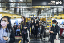 Một người Đài Loan được bồi thường 32,000 USD vì đông máu sau khi chích vaccine COVID-19