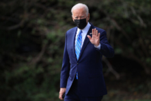 Tòa Bạch Ốc yêu cầu các cơ quan liên bang mua thêm từ các doanh nghiệp nhỏ có hoàn cảnh khó khăn