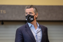 Hội đồng trường ở California bỏ phiếu để không ‘ủng hộ, thực thi, hoặc tuân thủ’ lệnh bắt buộc chích ngừa của Thống đốc Newsom