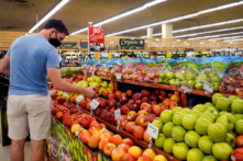 Lạm phát giá tiêu dùng tăng tốc lên mức nhanh nhất trong 31 năm