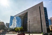 Sở Cảnh sát Los Angeles dùng các tài khoản giả mạo để theo dõi người dùng