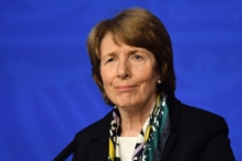 Anh Quốc trở thành nước đầu tiên chấp thuận thuốc viên kháng virus tại nhà để điều trị COVID-19