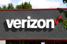 California chấp thuận thỏa thuận mua TracFone Wireless của Verizon