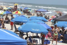 Lượng du khách đổ đến Florida nhiều hơn so với trước khi có đại dịch