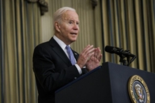 Tòa án liên bang chặn lệnh chích vaccine của chính phủ Tổng thống Biden đối với doanh nghiệp tư nhân