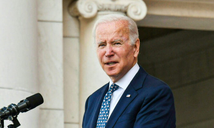 TT Biden ký dự luật chi tiêu quốc phòng trị giá 768 tỷ USD thành luật