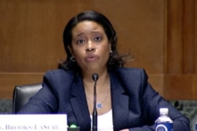 Chính phủ TT Biden tăng phí bảo hiểm Medicare, đổ lỗi cho chi phí thuốc và đại dịch