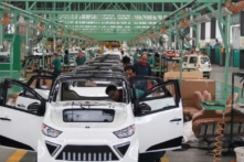 Các vấn đề về pin xe hơi đã qua sử dụng làm mất đi sự hấp dẫn của phương tiện năng lượng mới ‘xanh’ của Trung Quốc