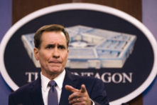 Trực thăng Iran bay rất gần chiến hạm Hoa Kỳ ở Vịnh Oman