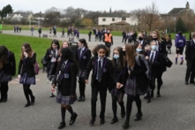 Ảnh hưởng của Trung Cộng trong các trường học ưu tú của Anh Quốc là mối đe dọa đối với nền dân chủ