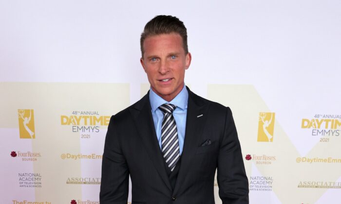 Diễn viên Steve Burton của ‘General Hospital’ bị sa thải vì không chích ngừa COVID-19