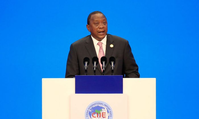 Tổng thống Kenya khen ngợi đường cao tốc do Trung Quốc xây dựng
