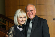 Shen Yun mê hoặc khán giả thành phố Fresno: ‘Chương trình chất lượng hàng đầu’