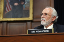 Nghị sĩ muốn chấm dứt việc Trung Quốc mua đất nông nghiệp của Hoa Kỳ