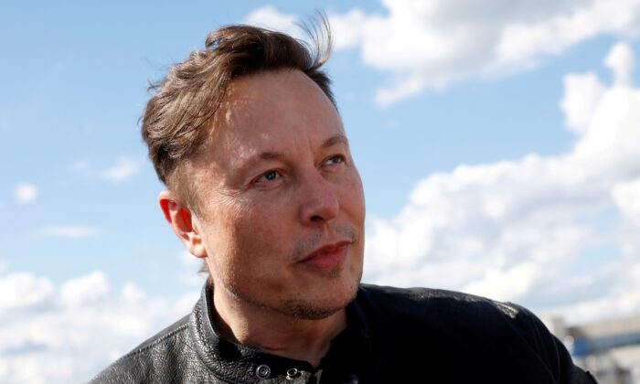 CEO Tesla Elon Musk ‘đang tính nghỉ việc’