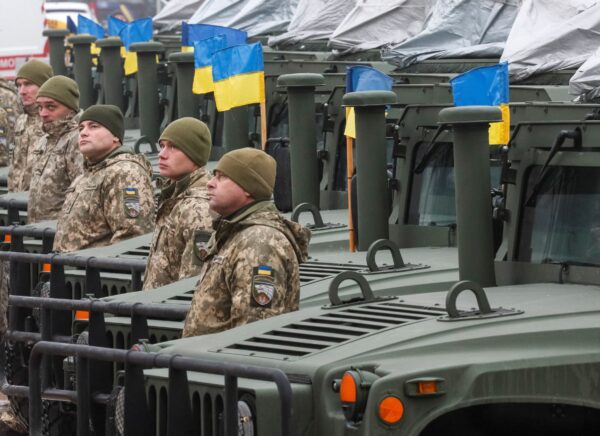G-7 cảnh báo Nga về ‘những hậu quả to lớn’ của việc tấn công Ukraine