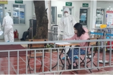 COVID-19 tại Việt Nam ngày 12/12: Hơn 14,600 ca nhiễm mới, Quảng Trị xin trả lại lô vaccine Pfizer, công nhân Bình Dương bị trừ vào lương tổng hơn 150 triệu tiền xét nghiệm PCR