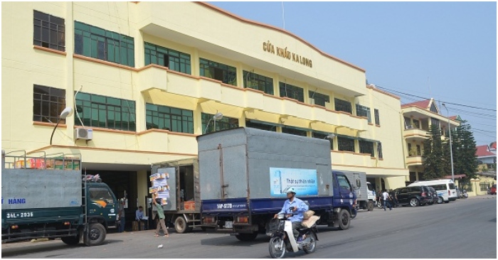 Việt Nam ùn ứ hàng hóa ở cửa khẩu, Lạng Sơn, Quảng Ninh gỡ khó như thế nào?