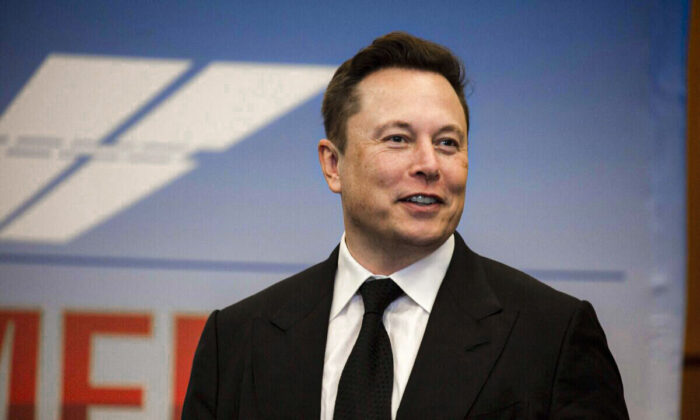 Đến lượt ông, Elon Musk