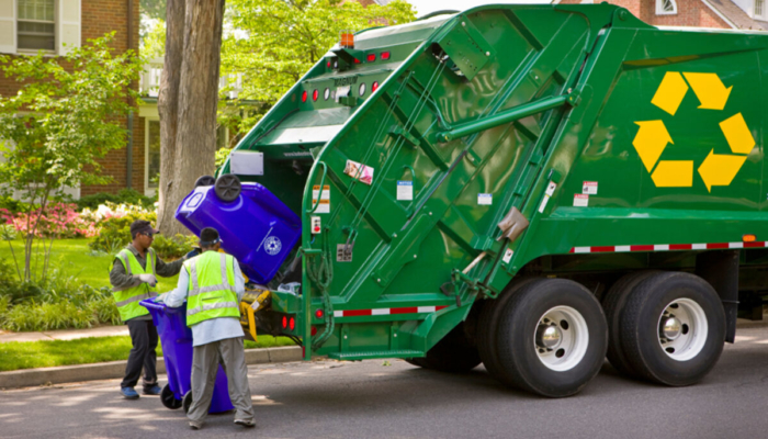Quận Cam: Cuộc đình công của 400 nhân viên vệ sinh làm trì hoãn việc thu gom rác thải