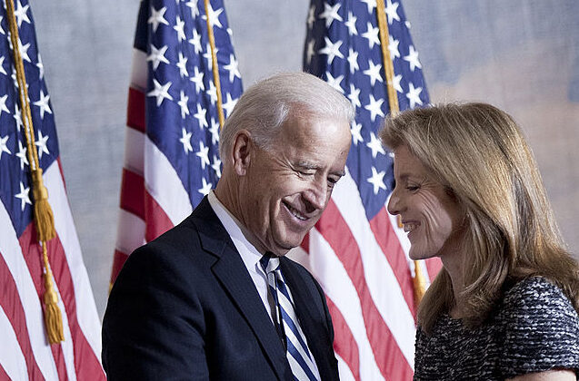 Biden đề cử bà Caroline Kennedy