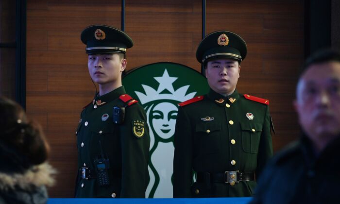 Trung Quốc điều tra Starbucks về nguyên liệu hết hạn, nhắm vào Hoa Kỳ
