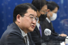 Nam Hàn tổ chức đàm phán với Trung Quốc sau khi hủy bỏ lời mời Đài Loan