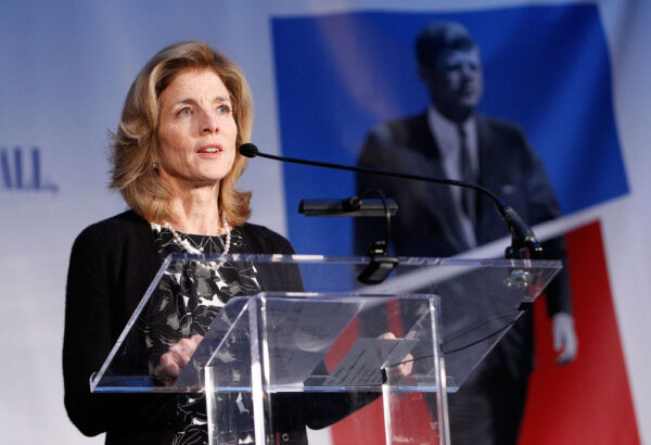 Biden đề cử bà Caroline Kennedy