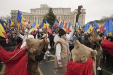 Romania: Biểu tình phản đối giấy thông hành vaccine COVID-19