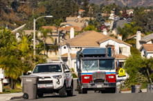 Quận Cam: Nhân viên vệ sinh đạt được thỏa thuận tạm thời để chấm dứt đình công