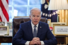 Tổng thống Biden sẽ ký đạo luật ngăn chặn lao động cưỡng bức đối với người Duy Ngô Nhĩ