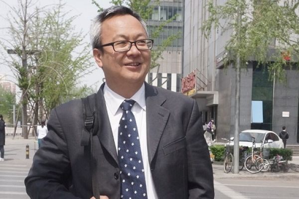 Bắc Kinh tước giấy phép của luật sư vì bào chữa cho các học viên Pháp Luân Công