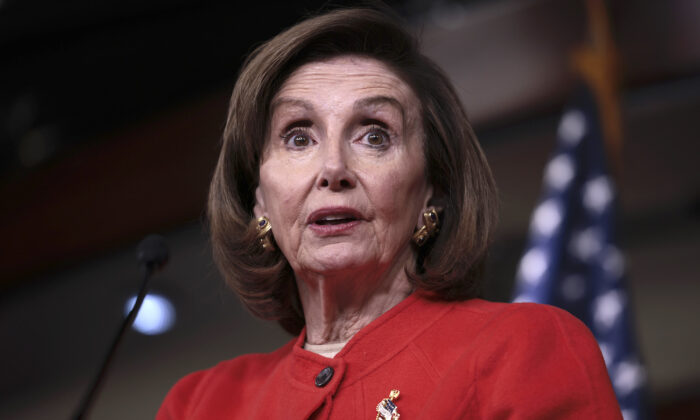 Chủ tịch Hạ viện Nancy Pelosi