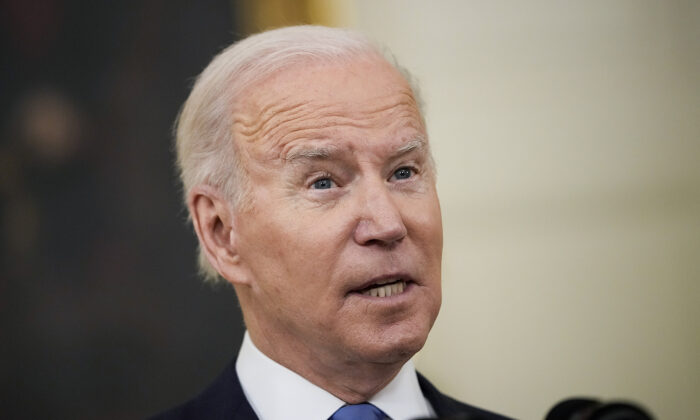 TT Biden: ‘Không có giải pháp liên bang nào’ cho đại dịch COVID-19