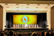 Cựu quan chức Đại sứ quán Hoa Kỳ tại Iowa ủng hộ sứ mệnh của Shen Yun