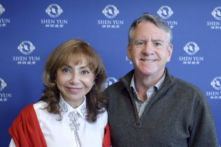 ‘Shen Yun rất cuốn hút’, một luật sư ở San Jose thốt lên